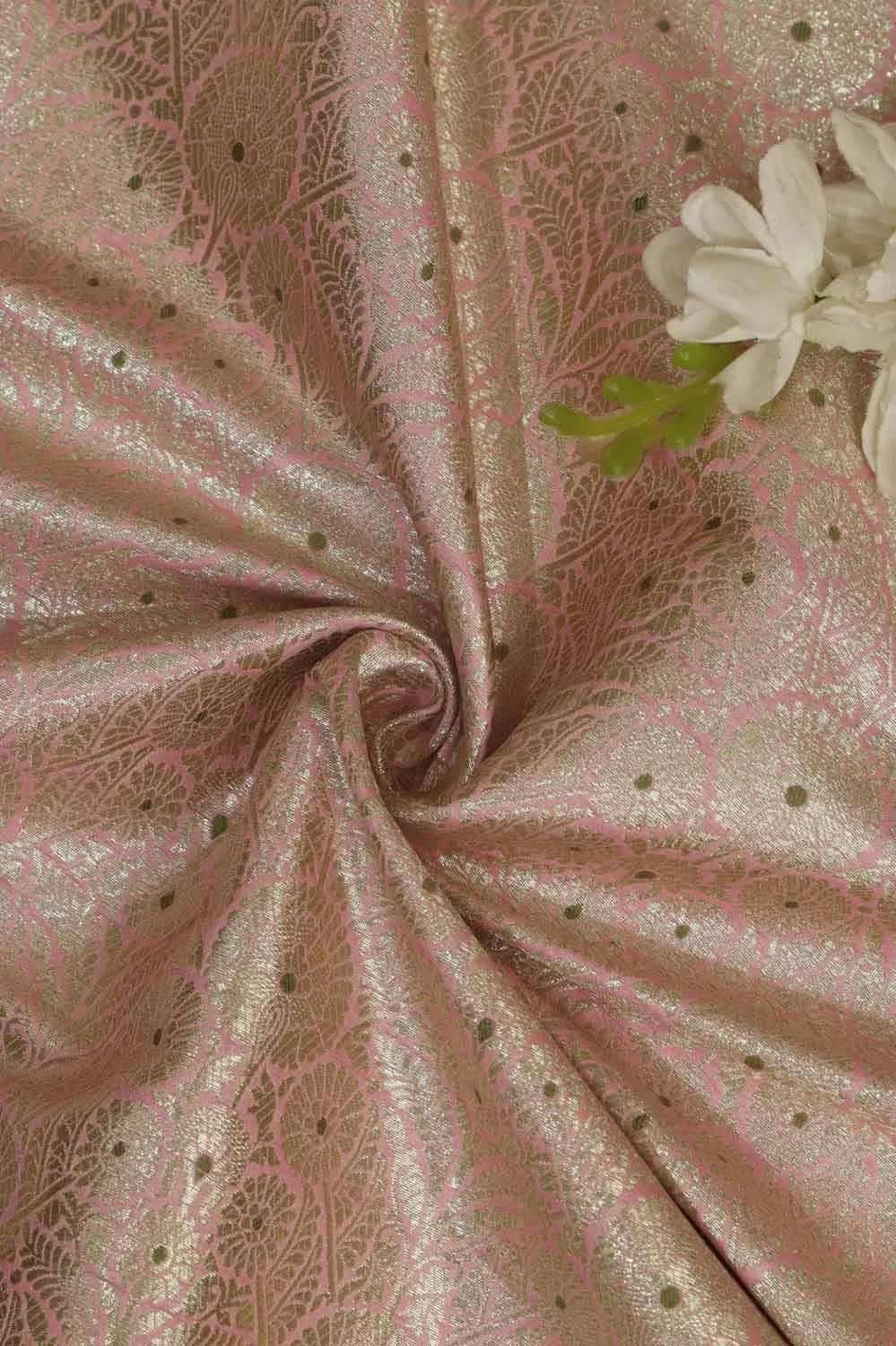 Beautiful Pink Banarasi Brocade Silk Fabric ( 1 Mtr )