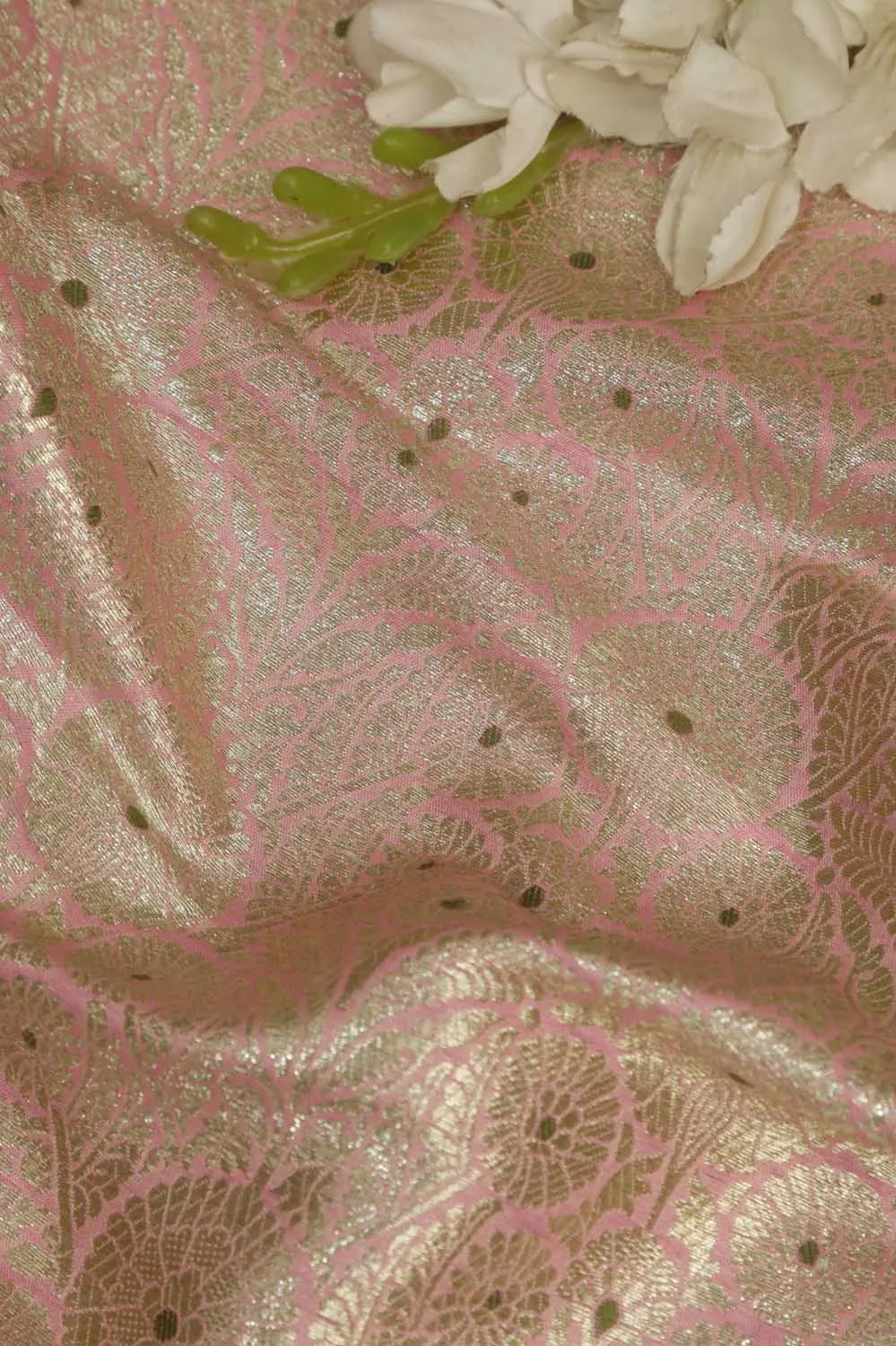 Beautiful Pink Banarasi Brocade Silk Fabric ( 1 Mtr )