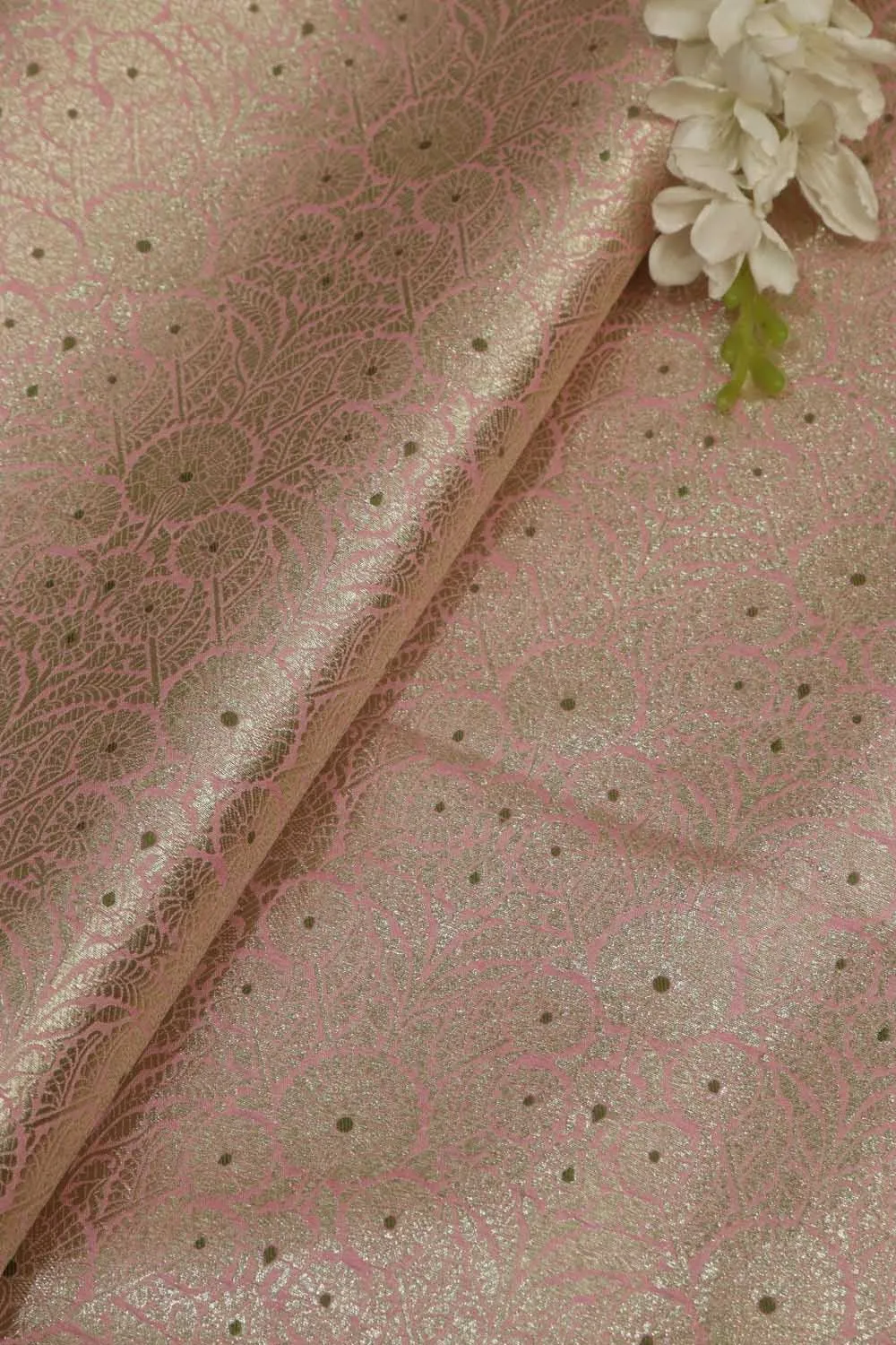Beautiful Pink Banarasi Brocade Silk Fabric ( 1 Mtr )