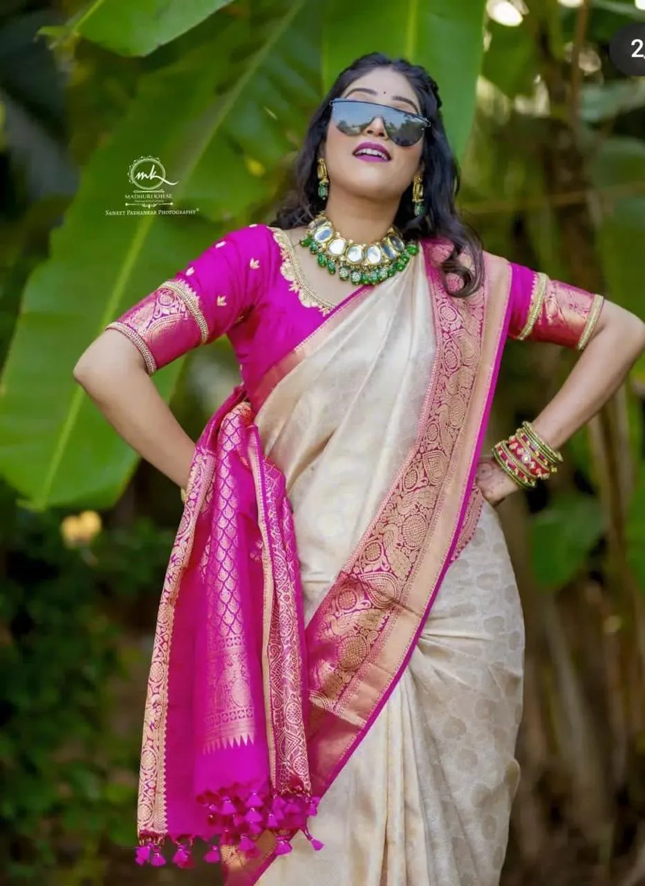 Ephemeral Beige Soft Silk Saree With Pulsating Blouse Piece