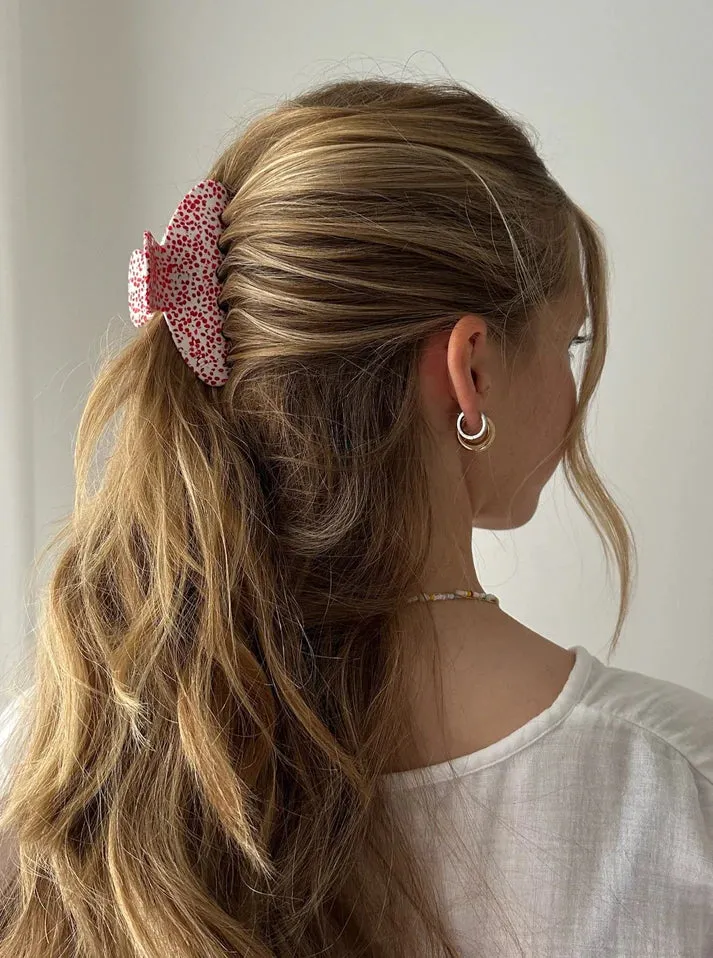 MATILDA HAIR CLIP RUBY RED