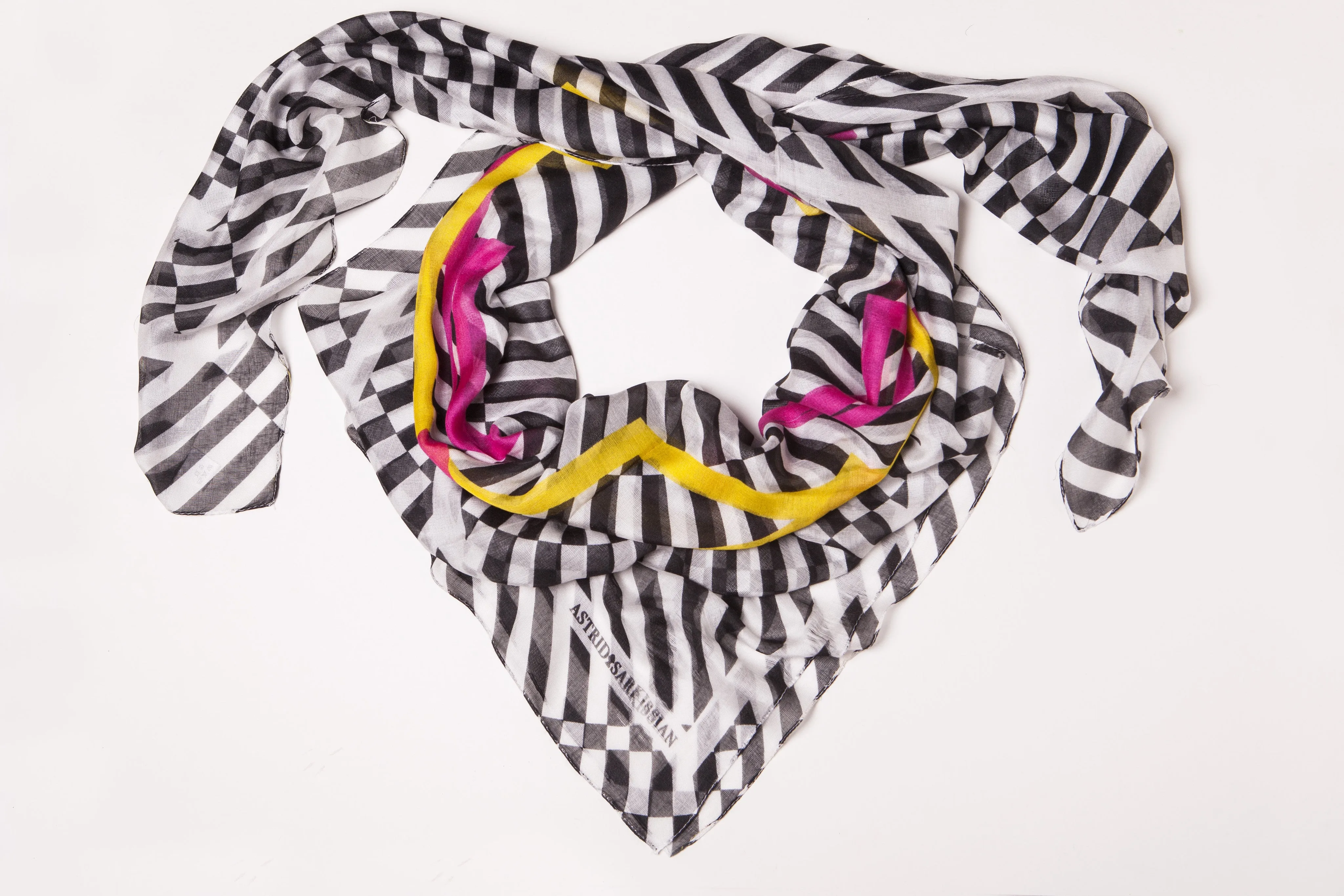 Noir et Blanc Crime Modal Scarf
