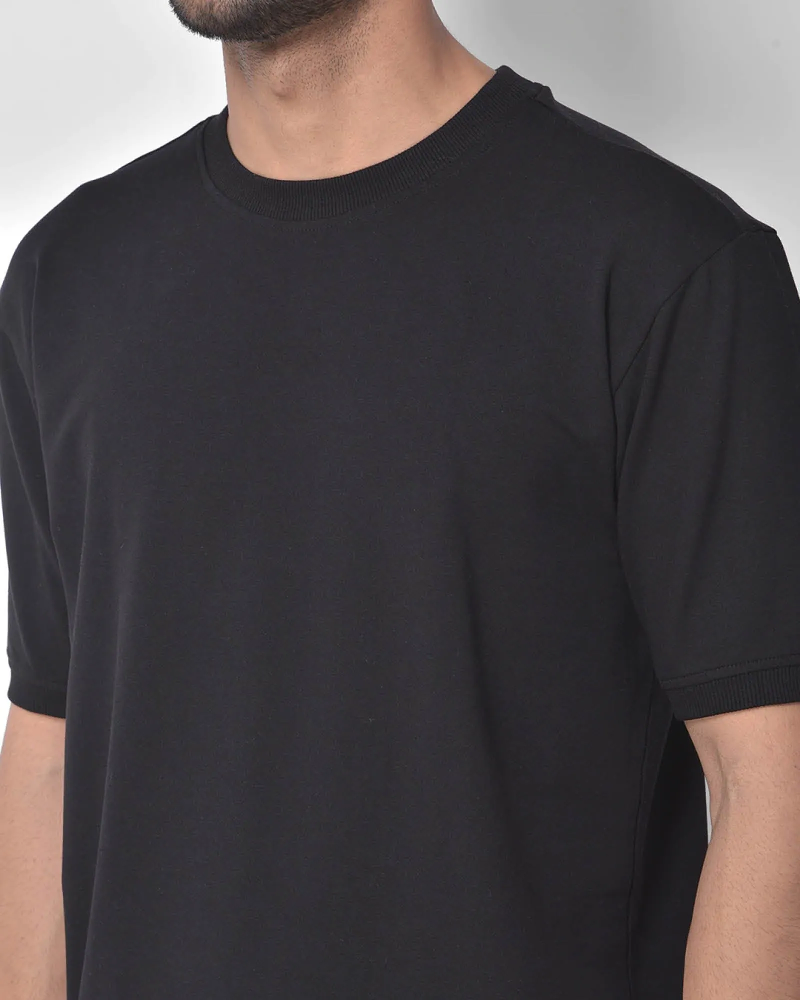 Tee-Hammo: Black