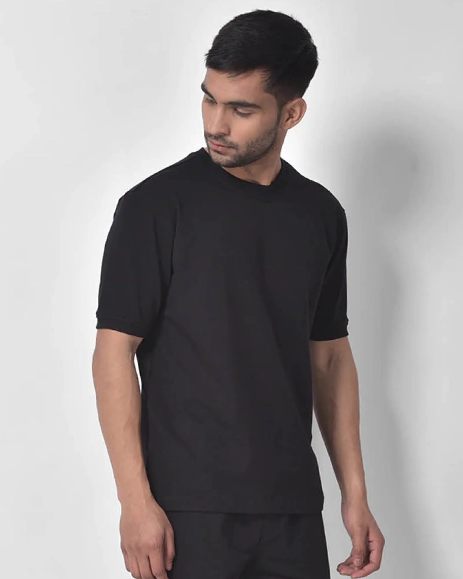 Tee-Hammo: Black